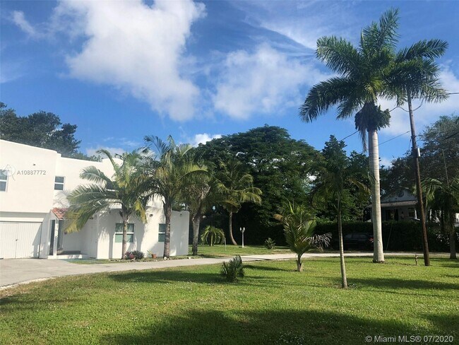 Foto del edificio - 11659 Griffing Blvd