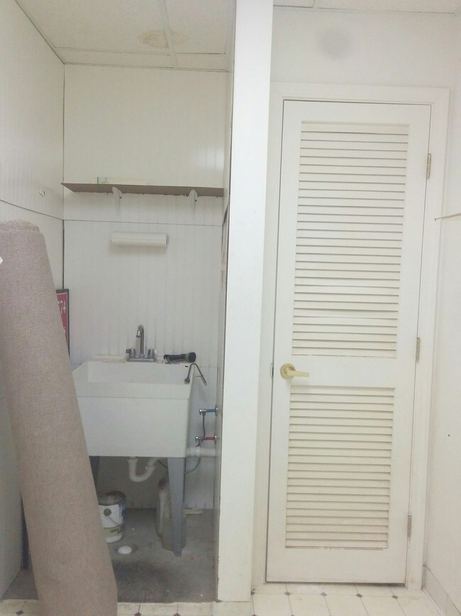 Foto del edificio - 604 Dale St