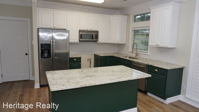 Building Photo - 3 br, 2 bath House - 1011 Antrim Way