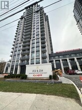 Building Photo - 204 Burnhamthorpe Rd E