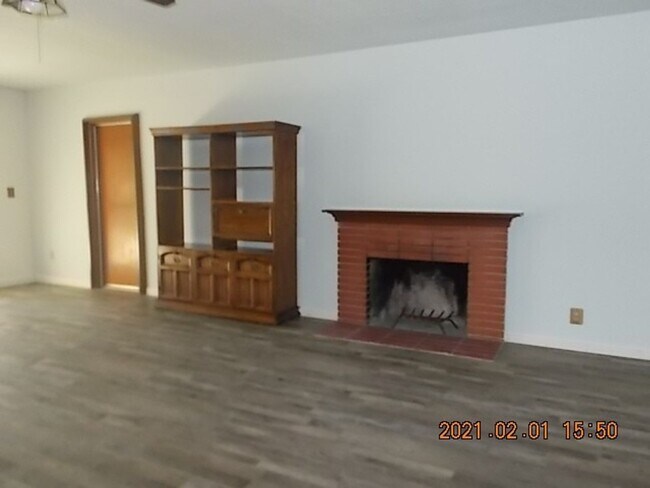Foto del edificio - SW Spacious 3 Bedroom, 1.5 Bathroom