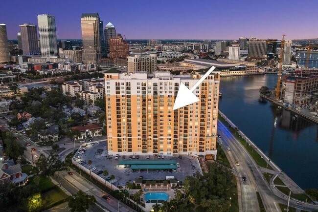 Foto del edificio - 345 Bayshore Blvd
