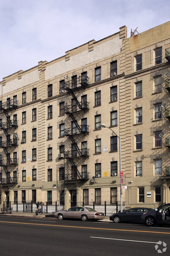 Building Photo - 147 W 145th St
