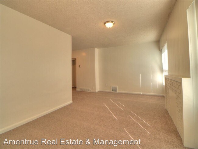 Foto del edificio - 3 br, 1.5 bath House - 4405 S 2700 E