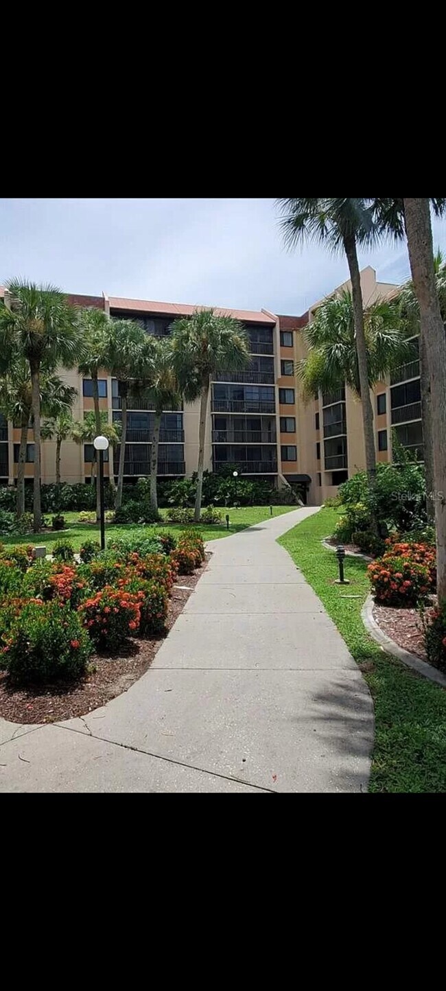Foto del edificio - 3006 Caring Way
