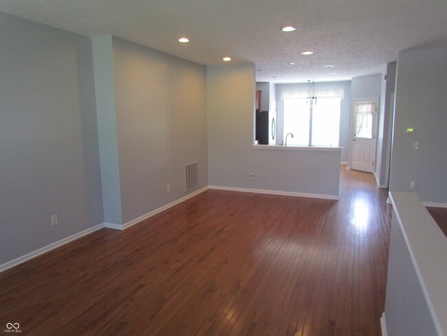 Building Photo - 13888 Willesden Cir
