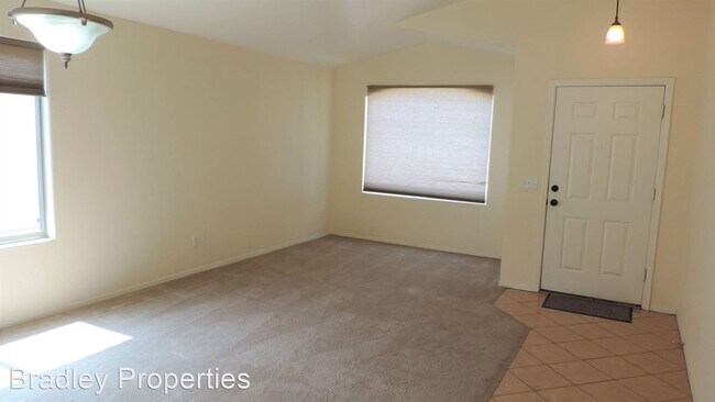 Building Photo - 4 br, 2 bath House - 2173 Calle Patina