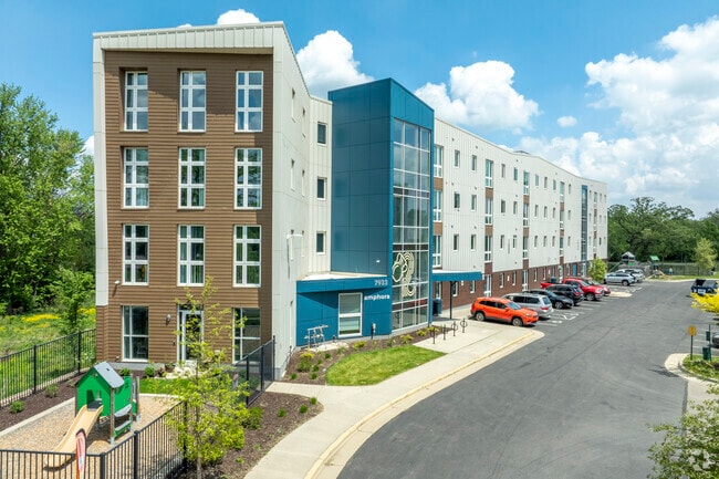 Building Photo - Amphora Apartments