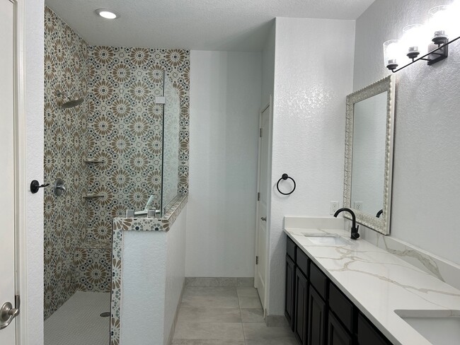 Building Photo - 5473 Cypress Point