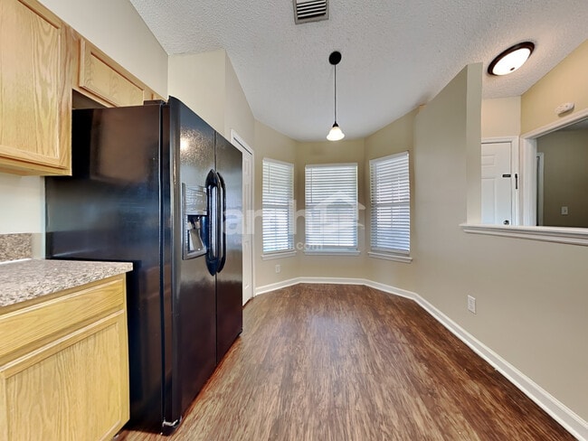 Foto del edificio - 2523 Sandhaven Ct