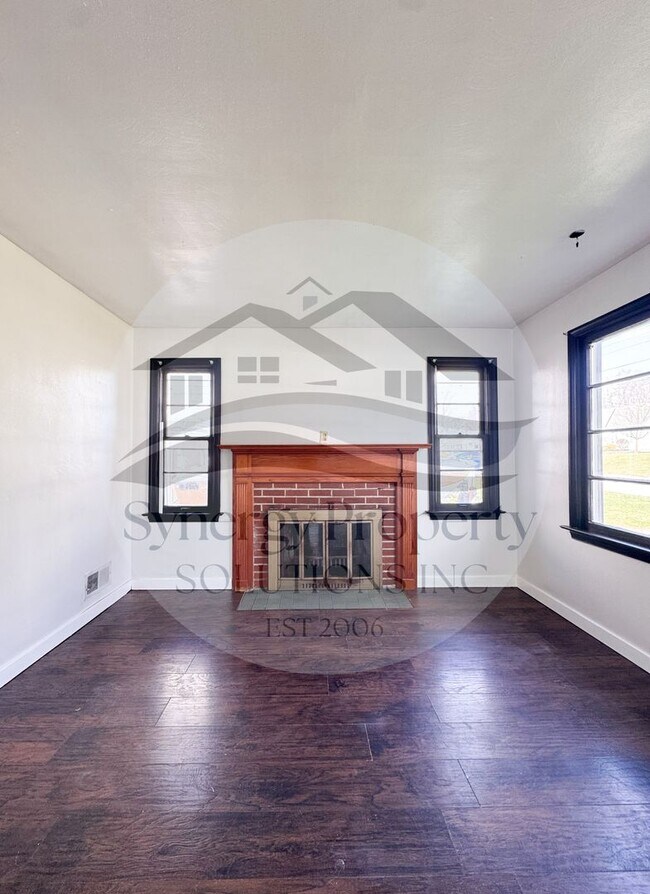 Foto del edificio - Available Now