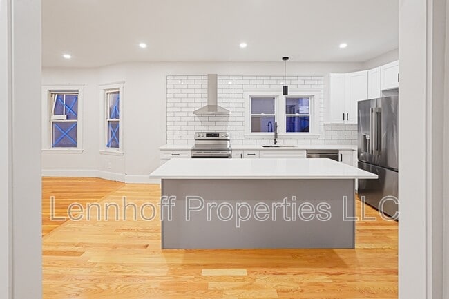 Photo - 28 Clark St Apartment