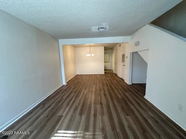Building Photo - 40 Phlox Dr