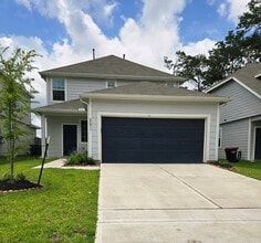 Building Photo - 22011 Grand Majestic Dr