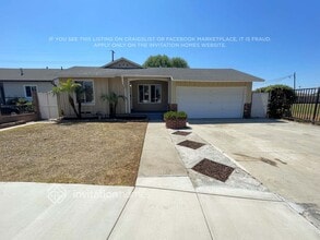 Building Photo - 12203 Sunnybrook Ln