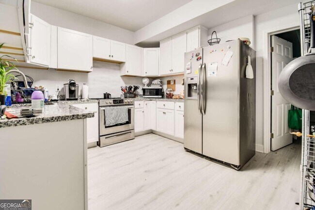 Foto del edificio - 1914 Crosswaters Dr