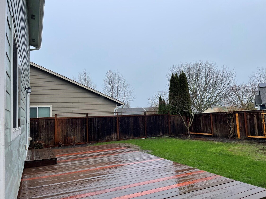 4026 NE Woodward Dr, Albany, OR 97322 House Rental in Albany, OR