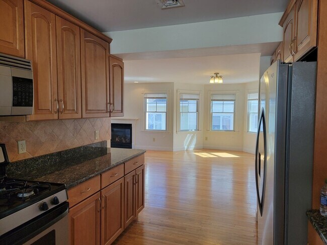 Building Photo - 20 Clyde Rd