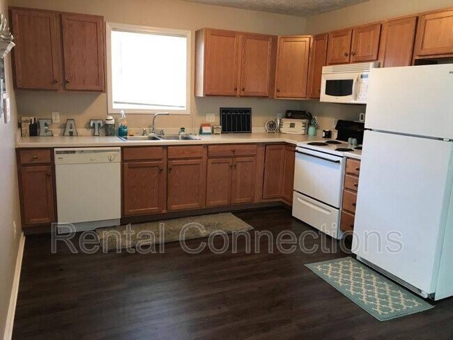 Foto del edificio - 103 N Bentley St