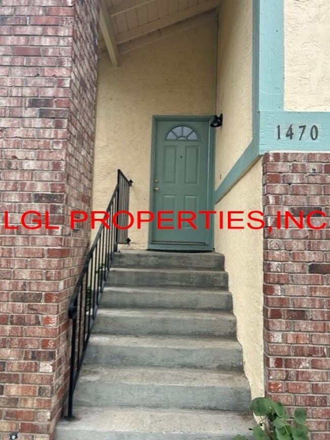 Photo - 1470 Pebblewood Dr House