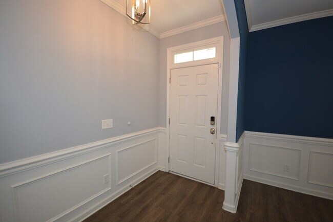 Foto del edificio - "Luxurious 5-Bed in, Pooler!"