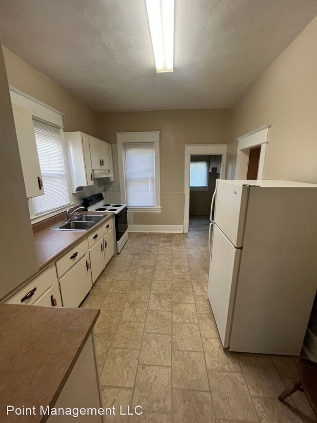 Foto del edificio - 5 br, 2 bath House - 2415 Hanover Ave NW