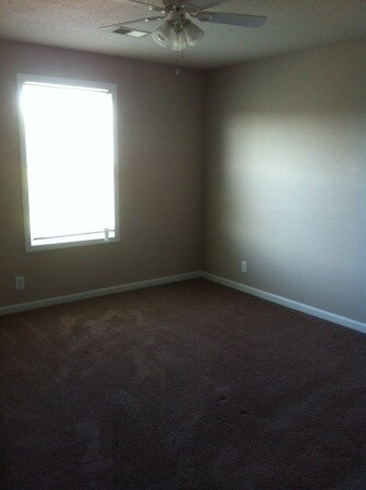 Foto del edificio - Available Now