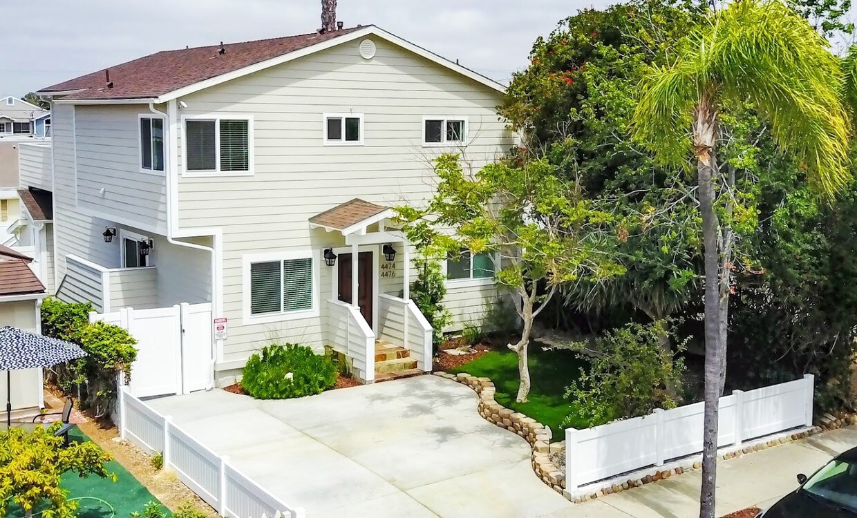 Primary Photo - 4474-4476 Estrella Ave