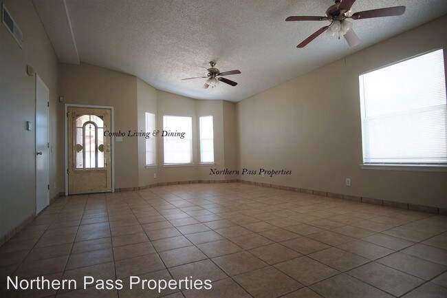 Building Photo - 3 br, 2 bath House - 10901 Bay Bridge