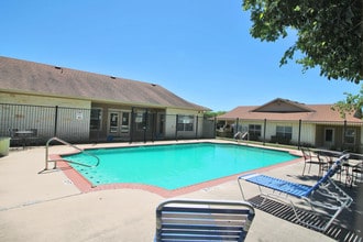 Building Photo - Terraces at Cibolo