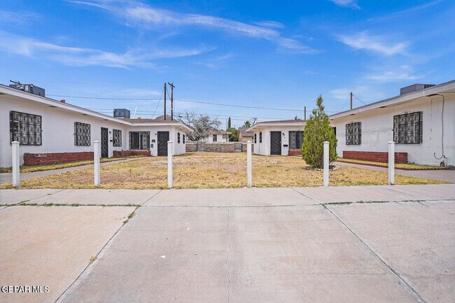 Foto del edificio - 2821 Fort Blvd