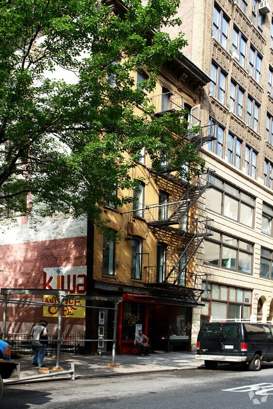 Primary Photo - 234 W 27th St