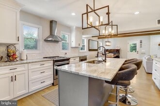 Building Photo - 5101 Redwing Dr