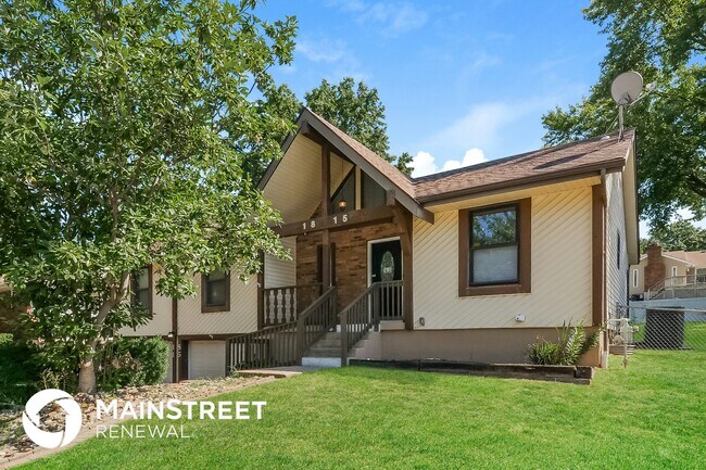 Foto del edificio - 1815 N Lazy Branch Rd