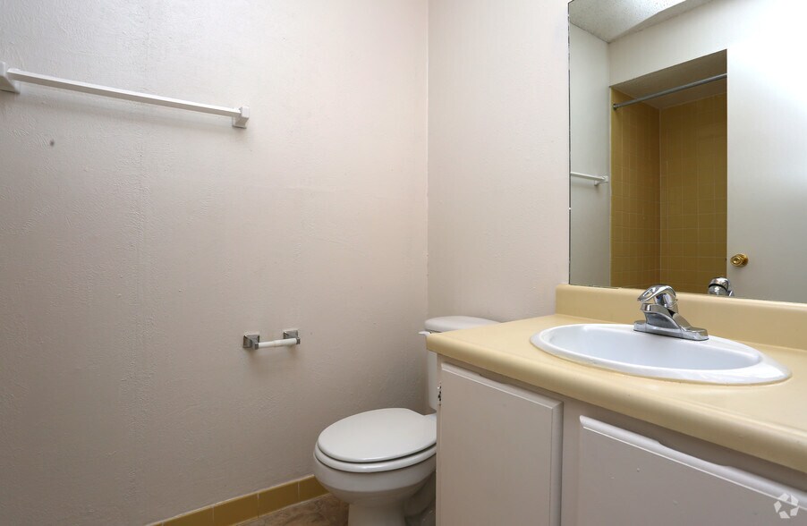 Bathroom Sinks Tulsa riverbend apartments rentals - tulsa, ok | apartments Bathroom Sinks Tulsa riverbend apartments rentals - tulsa, ok | apartments