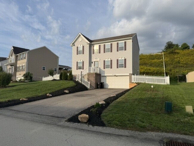 Foto del edificio - 422 Labrador Ln
