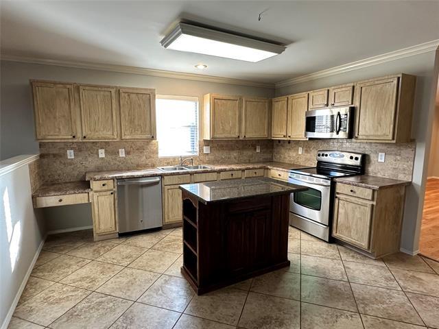 Foto del edificio - 8209 Winding Stream Ln