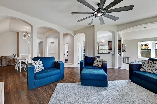 Foto del edificio - 2812 St Paul Rivera