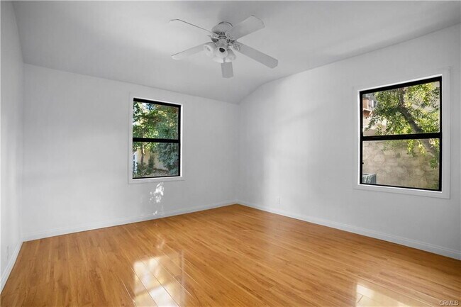 Foto del edificio - 7225 Forbes Ave