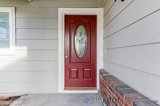 Building Photo - 3 br, 2 bath House - 5368 Vichy Circle, An...