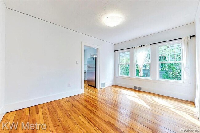Foto del edificio - 865 W Marshall St
