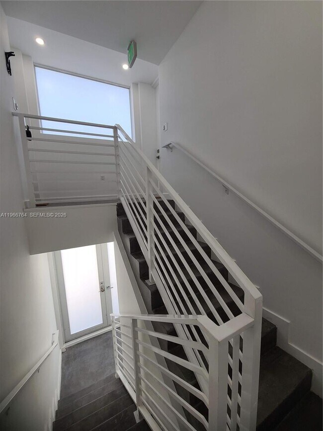 Foto del edificio - 825 Michigan Ave