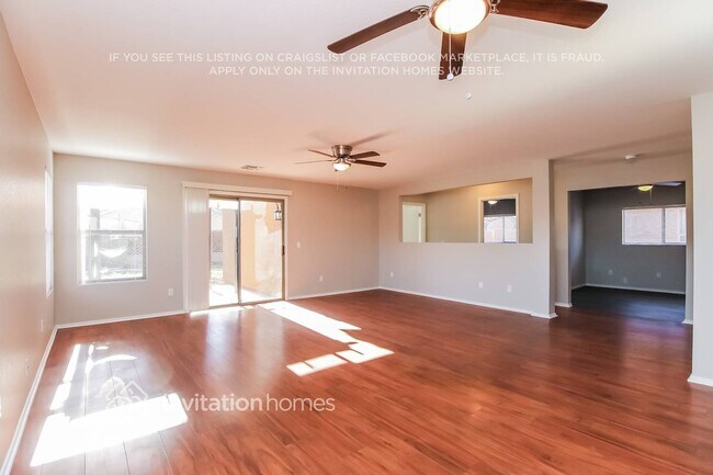 Foto del edificio - 639 S Concord St