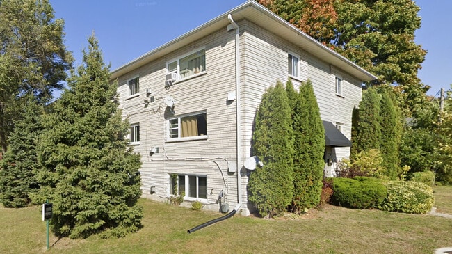 Plan d'étage - 100 Veronica Ave