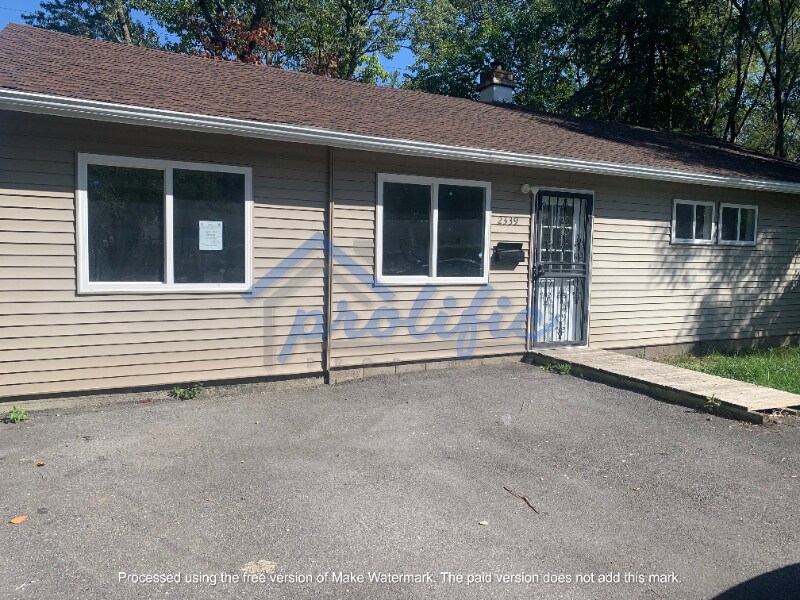 Foto principal - 2339 Marshalltown Ln