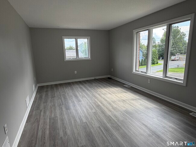 Foto del edificio - 1474 Highland Ave