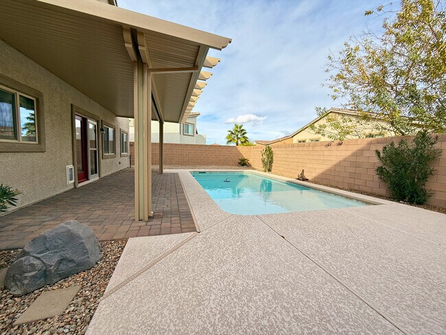 Foto del edificio - 132 Dunblane St