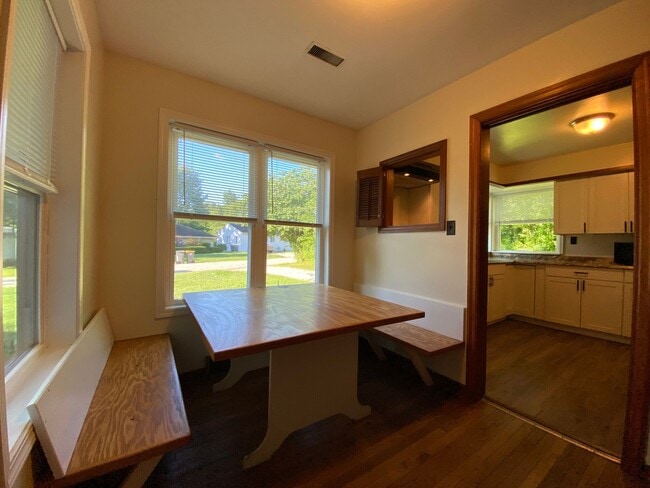 Building Photo - Available August 14th, 2026!