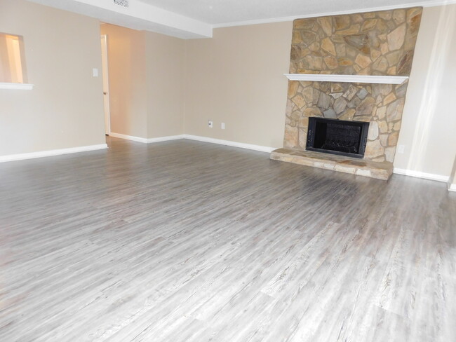 Foto del edificio - 5514 Richland St
