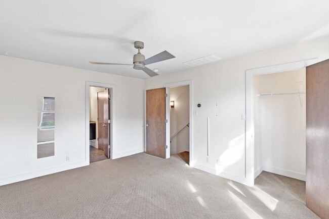 Building Photo - 1101 Grove Blvd